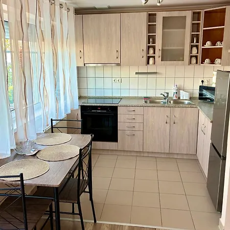 Apartment Horvath 2 *